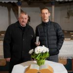 Időkapszulába csomagolták a jelent Nagygalambfalván – VIDEÓ Időkapszula kerül a nagygalambfalvi református templomtorony gömbjébe