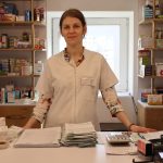 Osváth Sarolta gyógyszerész: „A személyes kapcsolatban látom azt, hogy én többet tudok adni az embereknek.” Osváth Sarolta gyógyszerész: "A személyes kapcsolatban látom azt, hogy én többet tudok adni az embereknek."