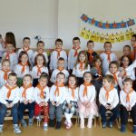 Az óvodások is megkapták az újonnan elkészült nyakkendőket Az óvodások is megkapták az újonnan elkészült nyakkendőket