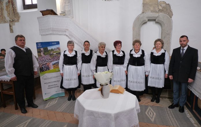 Köszönet és hála a támogatásért!